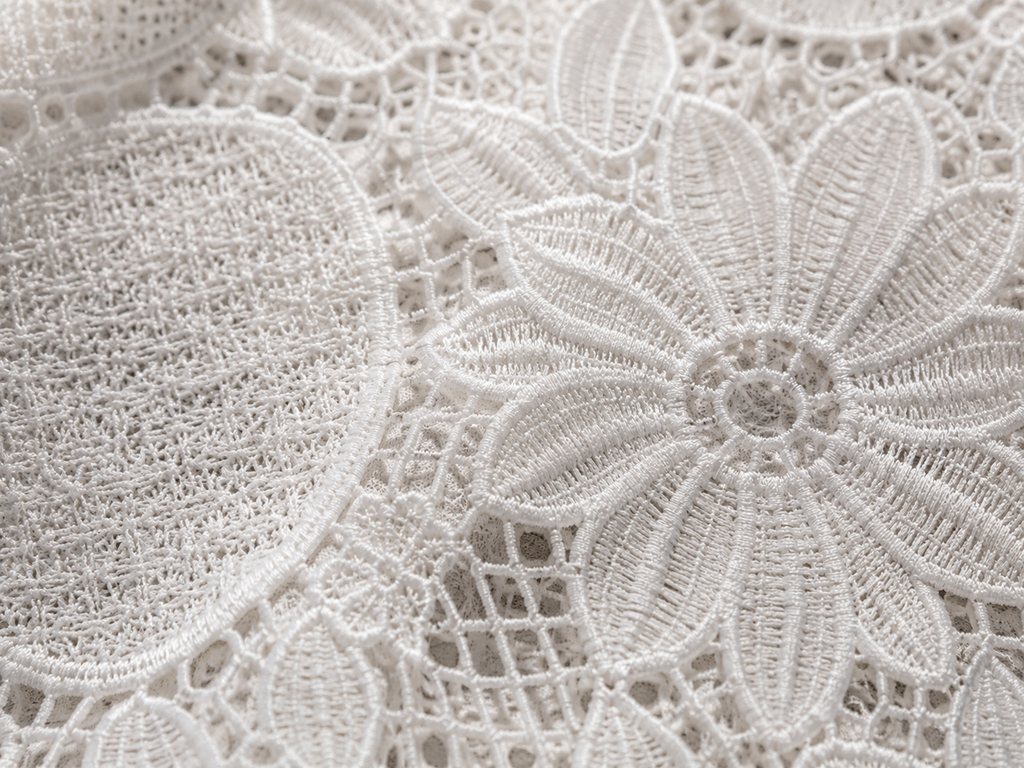 Giulia Broderie Shirt