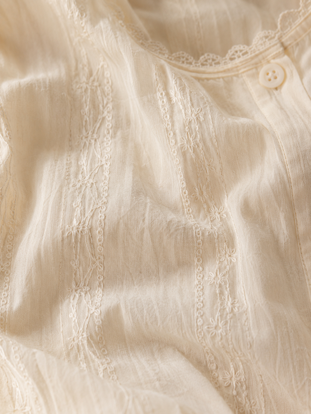 Serena Broderie Shirt - Buttercream