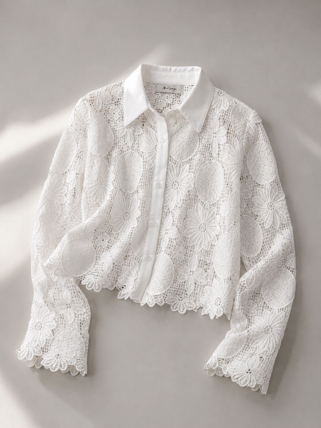 Giulia Broderie Shirt